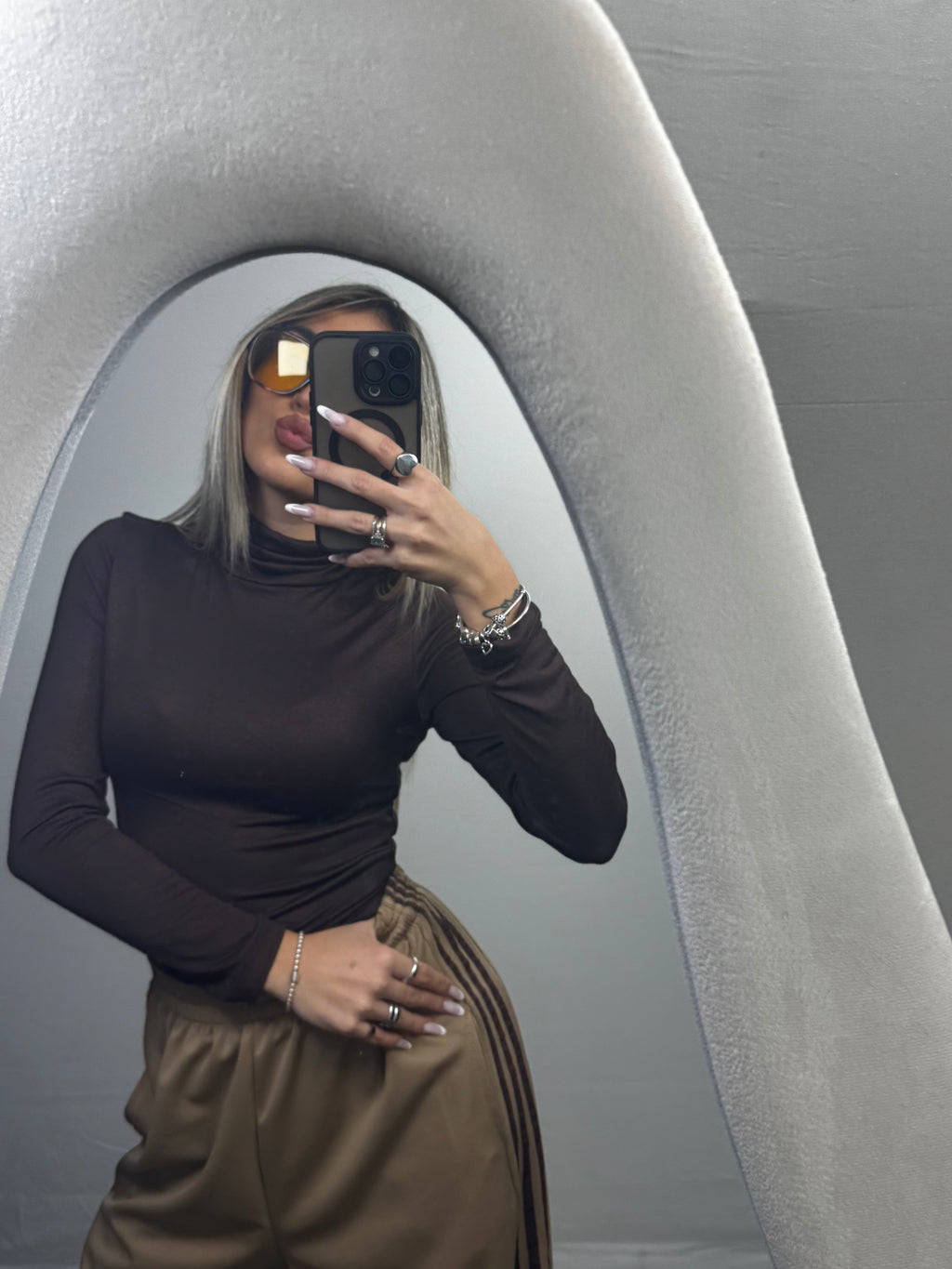 DOLCEVITA SEMIVELATO BROWN